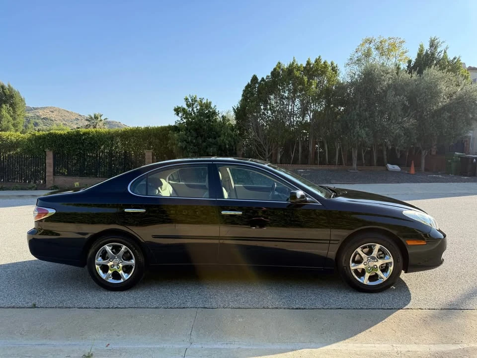 2002 Lexus ES 4th Gen - Image 5 of 17