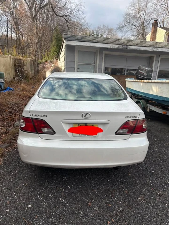 2002 Lexus ES 4th Gen - Image 3 of 8