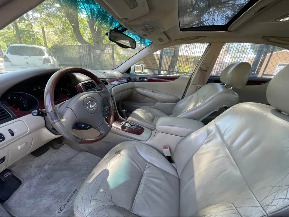 2002 Lexus ES 4th Gen - Image 7 of 10