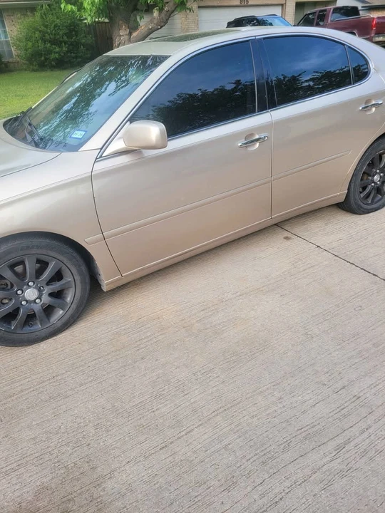 2002 Lexus ES 4th Gen - Image 2 of 4