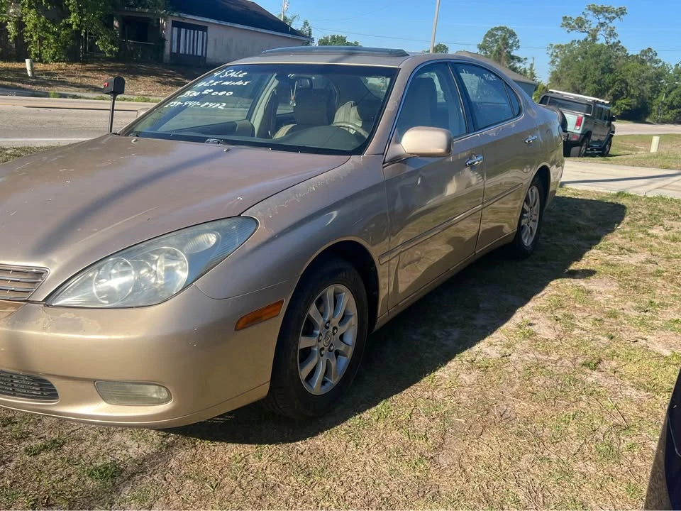 2002 Lexus ES 4th Gen - Image 2 of 4