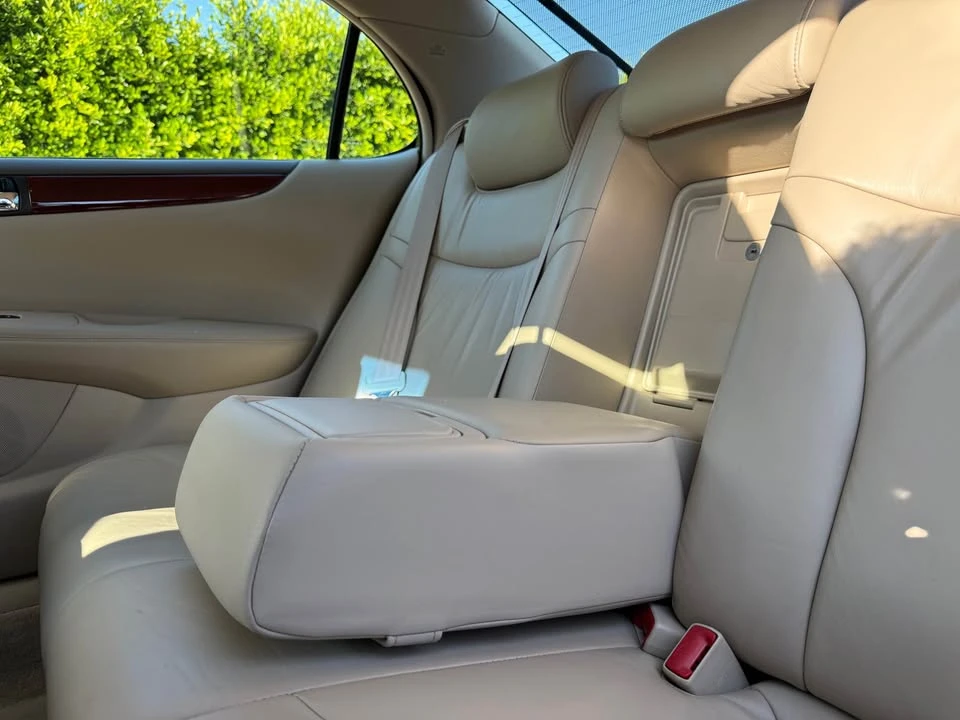 2002 Lexus ES 4th Gen - Image 13 of 17