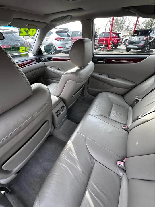 2002 Lexus ES 4th Gen - Image 6 of 8