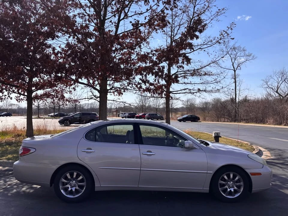 2002 Lexus ES 4th Gen - Image 5 of 20