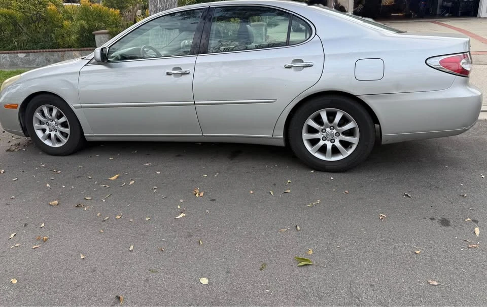 2002 Lexus ES 4th Gen - Image 2 of 8