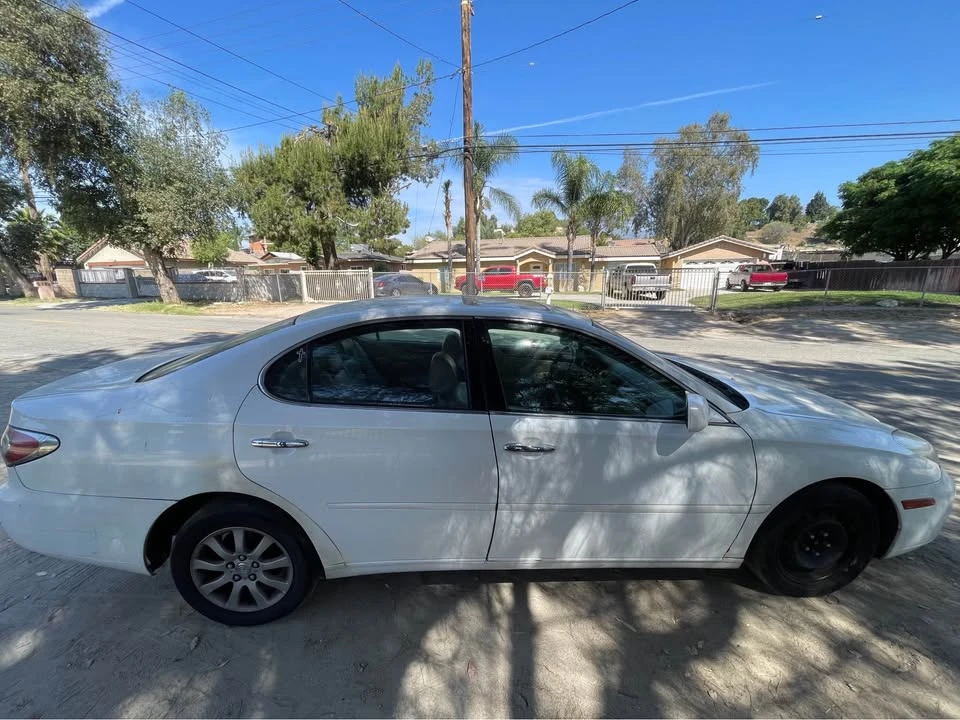 2002 Lexus ES 4th Gen - Image 6 of 10