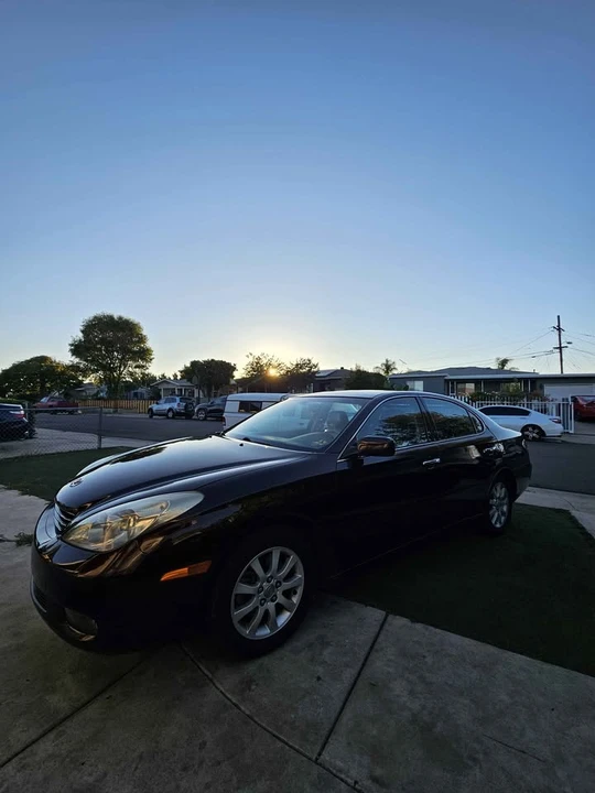 2002 Lexus ES 4th Gen - Image 2 of 8