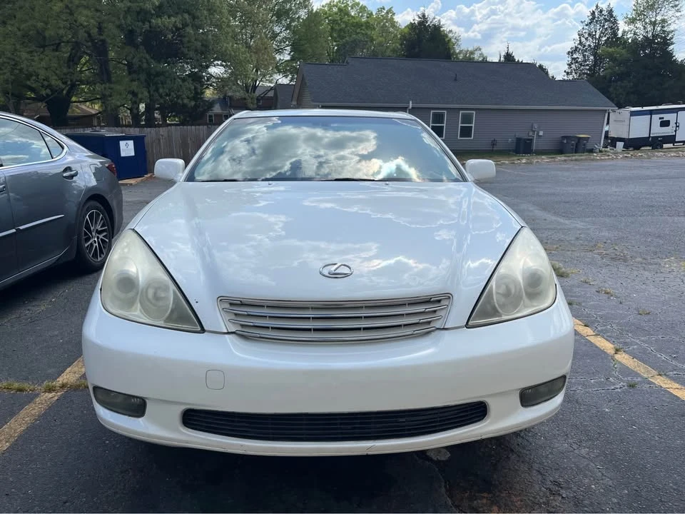 2002 Lexus ES 4th Gen - Image 4 of 9