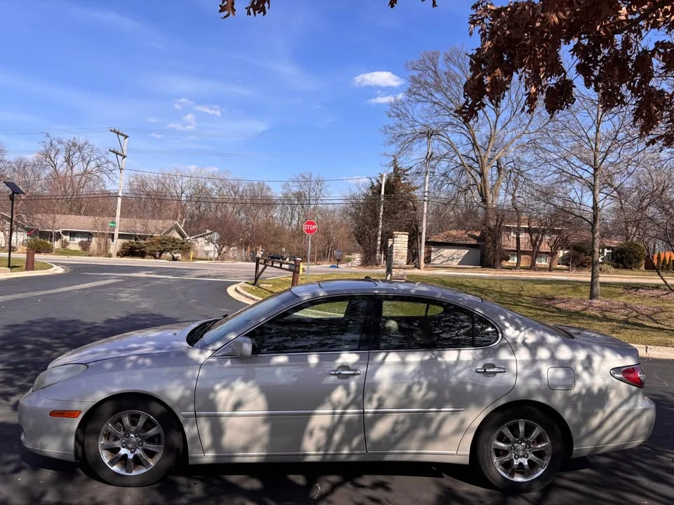 2002 Lexus ES 4th Gen - Image 2 of 20
