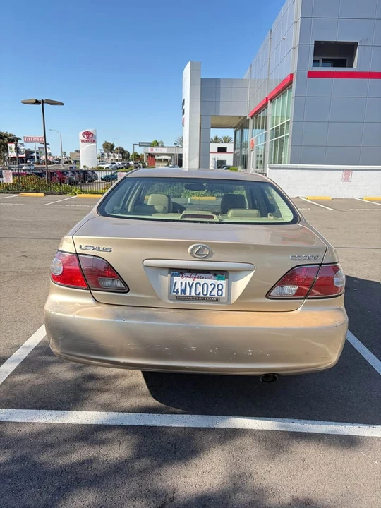 2002 Lexus ES 4th Gen - Image 4 of 18
