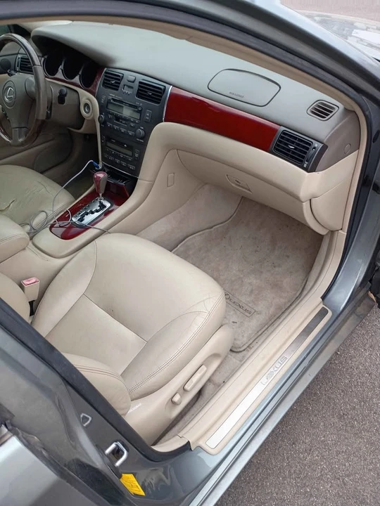 2002 Lexus ES 4th Gen - Image 5 of 13