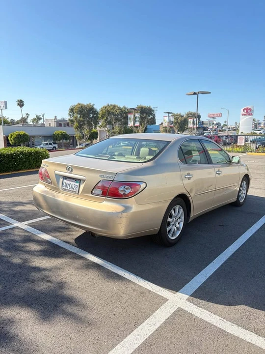 2002 Lexus ES 4th Gen - Image 5 of 18