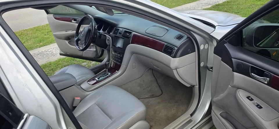 2002 Lexus ES 4th Gen - Image 2 of 7