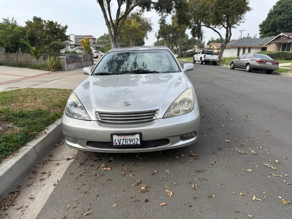 2002 Lexus ES 4th Gen - Image 4 of 8