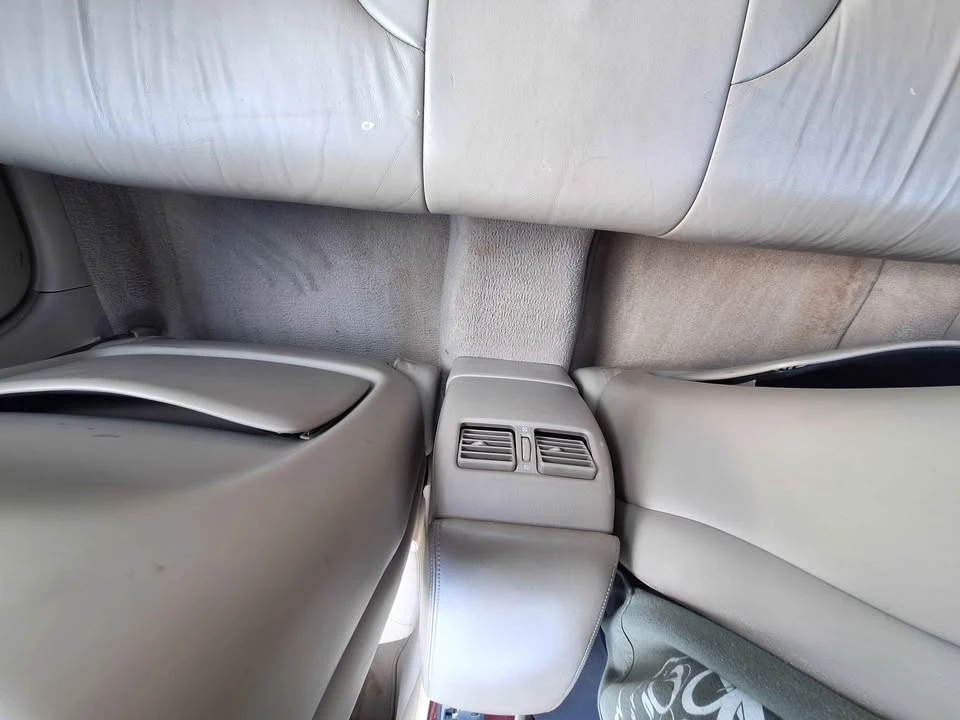 2002 Lexus ES 4th Gen - Image 8 of 14