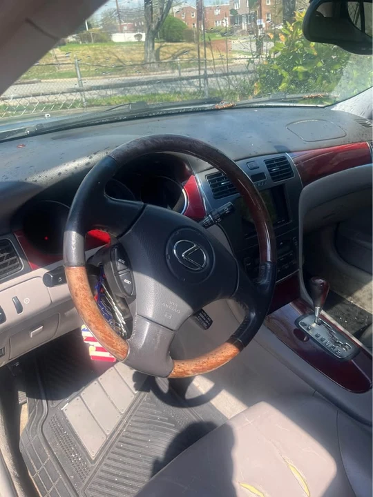 2002 Lexus ES 4th Gen - Image 7 of 10