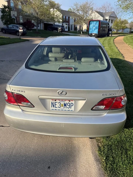 2002 Lexus ES 4th Gen - Image 4 of 8