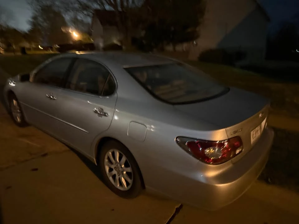 2002 Lexus ES 4th Gen - Image 6 of 8