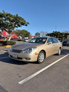2002 Lexus ES 300 Sedan