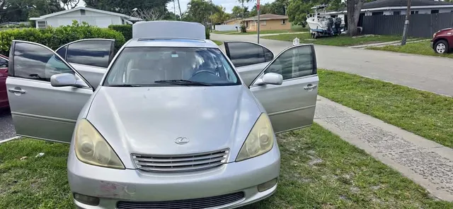 2002 Lexus ES 300 Sedan
