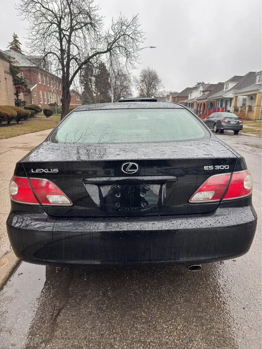 2002 Lexus ES 4th Gen - Image 5 of 20