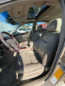 2002 Lexus ES 300 Sedan