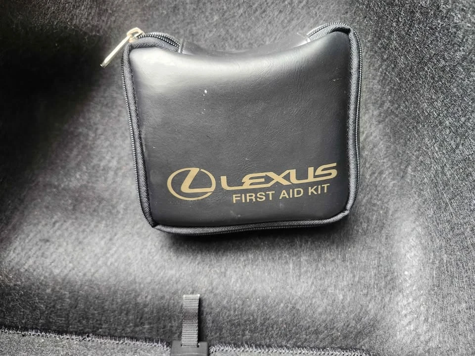 2002 Lexus ES 4th Gen - Image 11 of 14