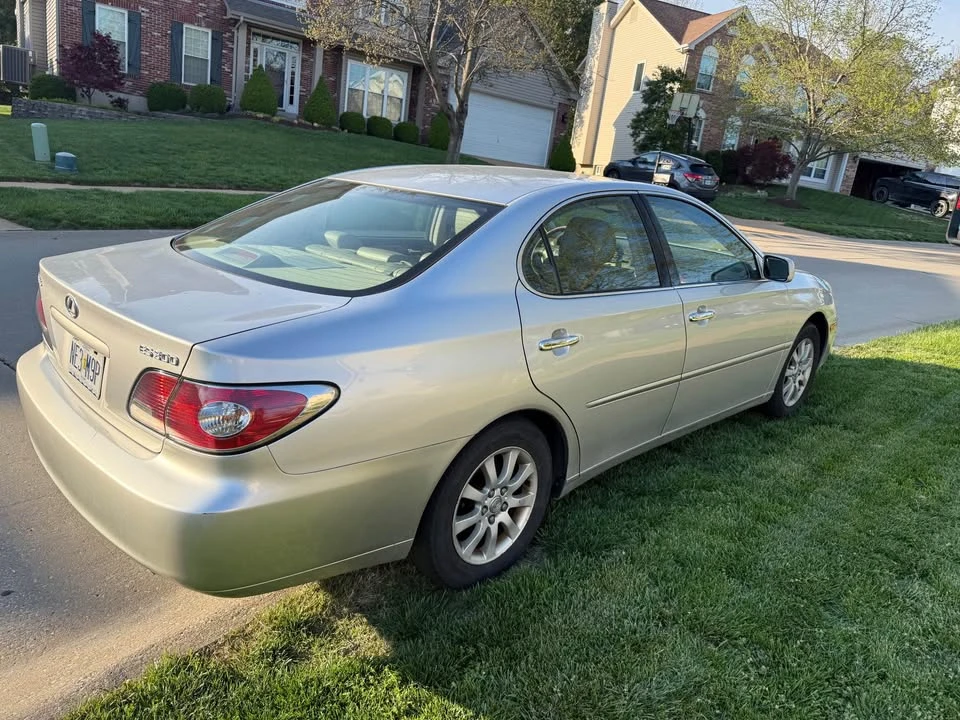 2002 Lexus ES 4th Gen - Image 5 of 8