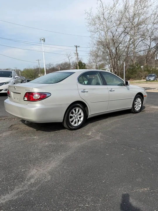 2002 Lexus ES 4th Gen - Image 3 of 9
