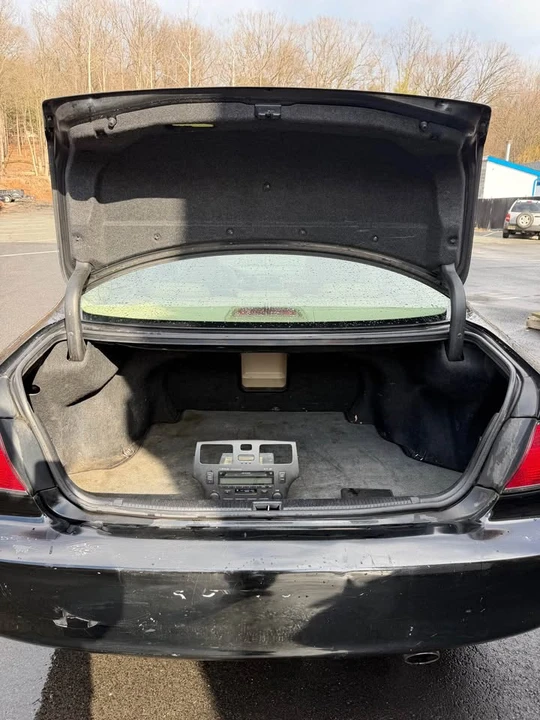 2002 Lexus ES 4th Gen - Image 11 of 20