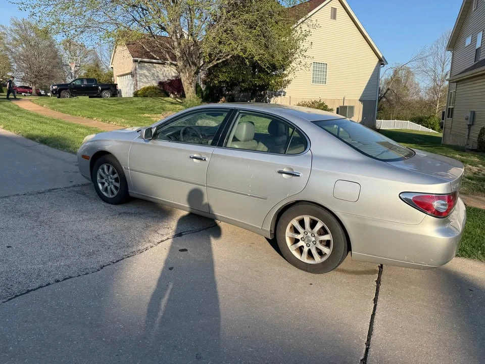 2002 Lexus ES 4th Gen - Image 3 of 8