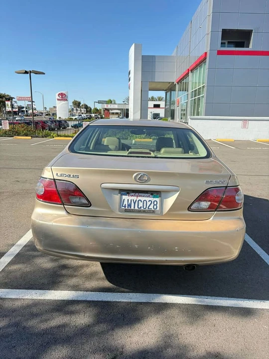2002 Lexus ES 4th Gen - Image 5 of 18
