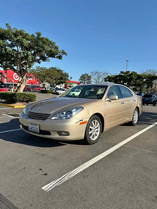 2002 Lexus ES 4th Gen - Image 2 of 18