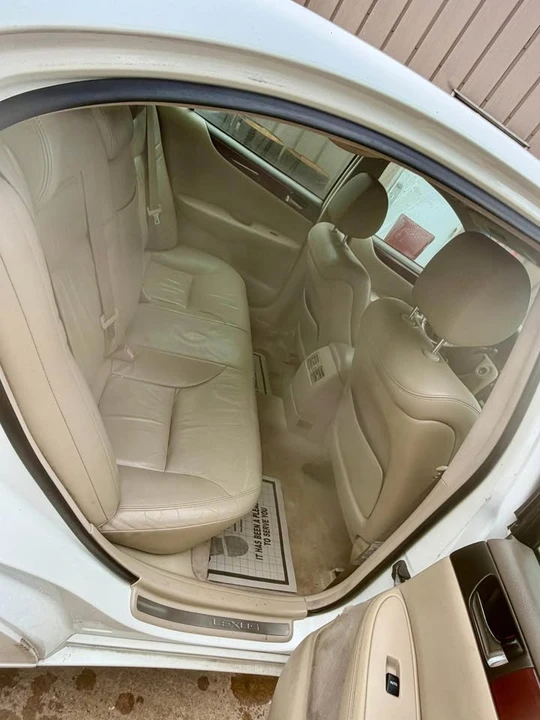 2002 Lexus ES 4th Gen - Image 7 of 11