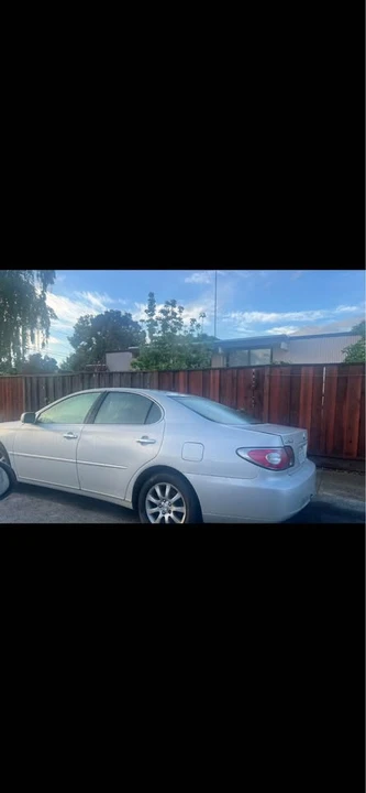 2002 Lexus ES 4th Gen - Image 3 of 3