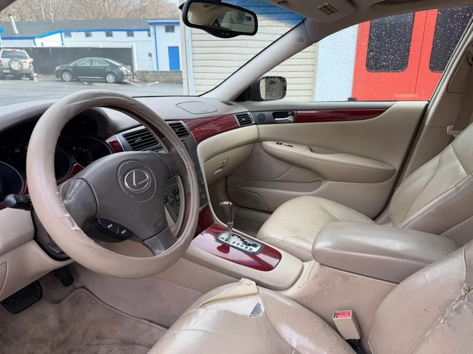 2002 Lexus ES 4th Gen - Image 13 of 20
