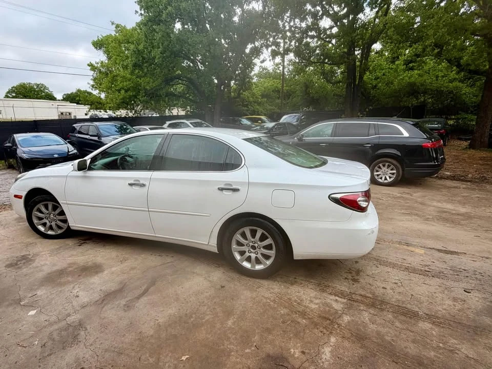 2002 Lexus ES 4th Gen - Image 6 of 11