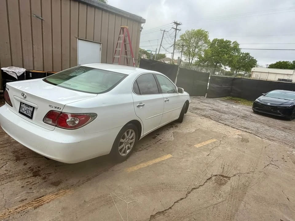 2002 Lexus ES 4th Gen - Image 10 of 11