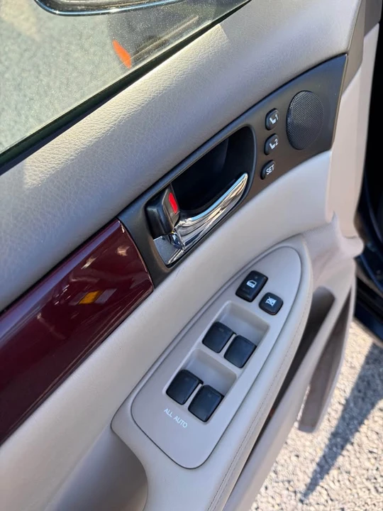 2002 Lexus ES 4th Gen - Image 9 of 15