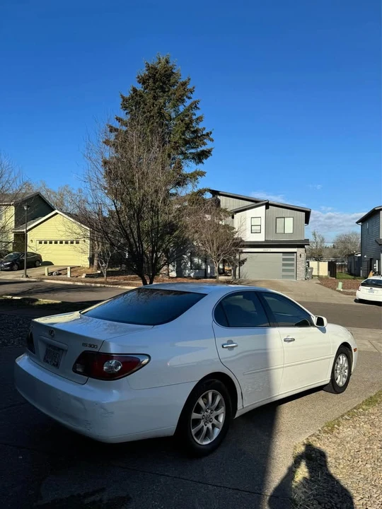 2002 Lexus ES 4th Gen - Image 2 of 7