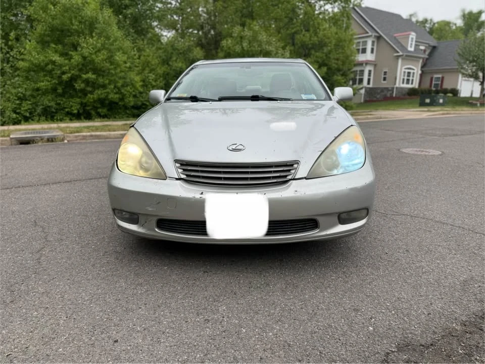 2002 Lexus ES 4th Gen - Image 2 of 20