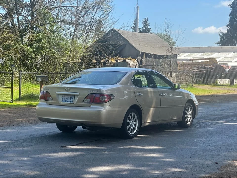 2002 Lexus ES 4th Gen - Image 4 of 13