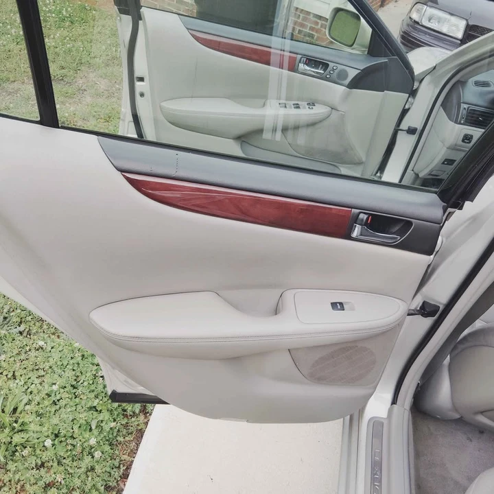 2002 Lexus ES 4th Gen - Image 13 of 17