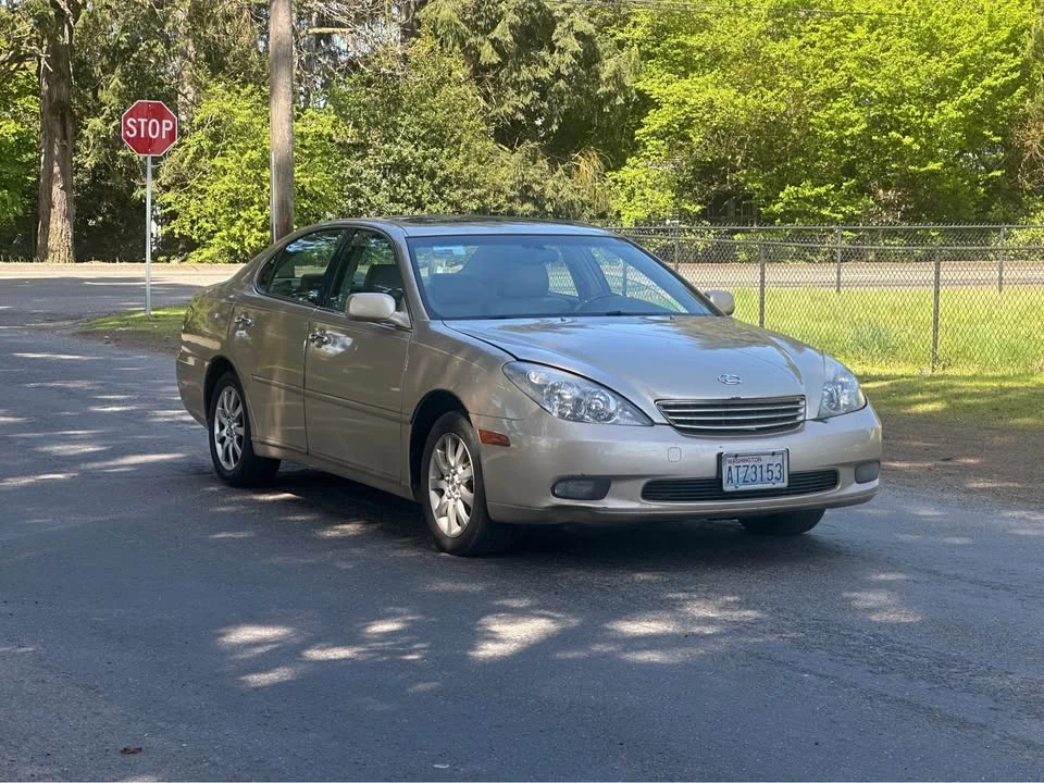 2002 Lexus ES 4th Gen - Image 3 of 13