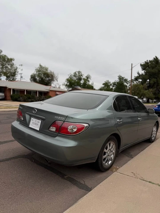 2002 Lexus ES 4th Gen - Image 3 of 7