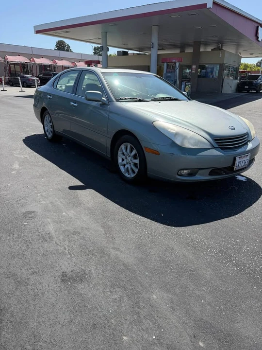 2002 Lexus ES 4th Gen - Image 4 of 9