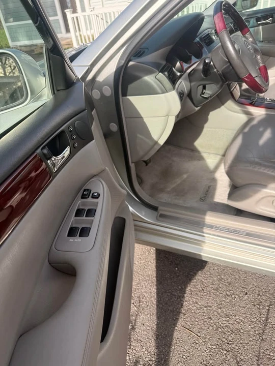 2002 Lexus ES 4th Gen - Image 8 of 10
