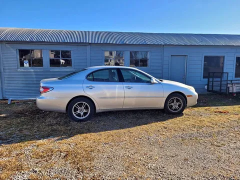 2002 Lexus ES 300 Sedan
