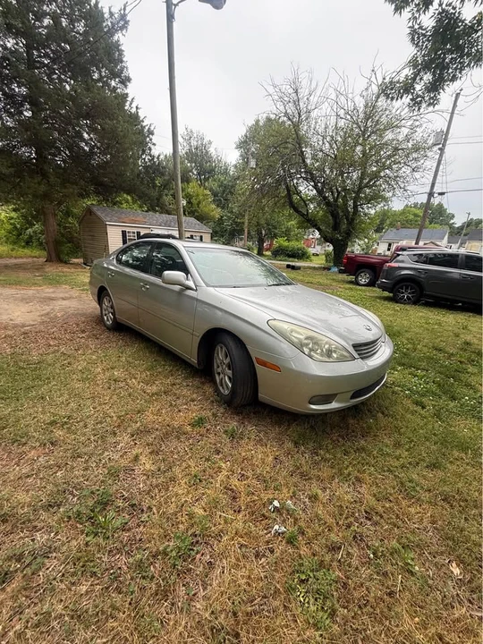 2002 Lexus ES 4th Gen - Image 2 of 5