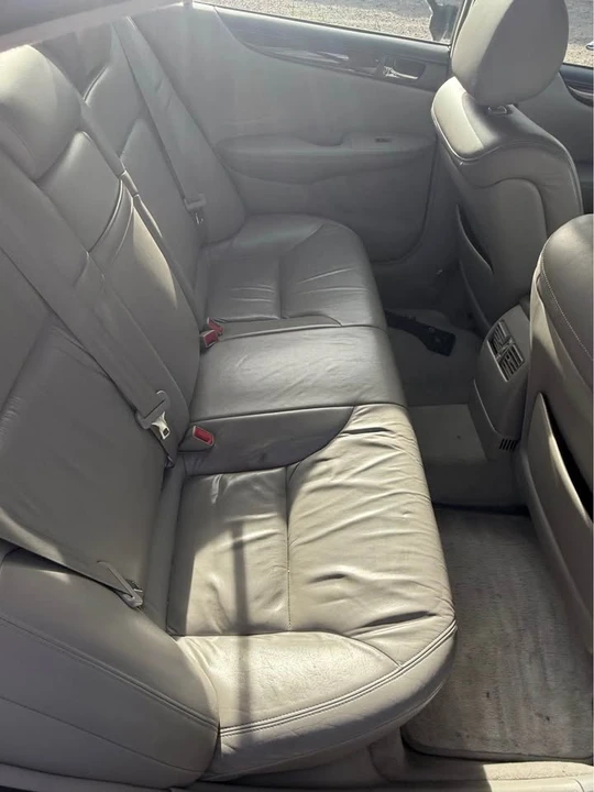 2002 Lexus ES 4th Gen - Image 4 of 10